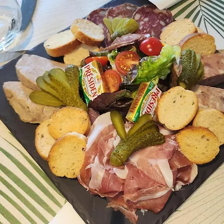 Relais D'étretat Hotel 3*