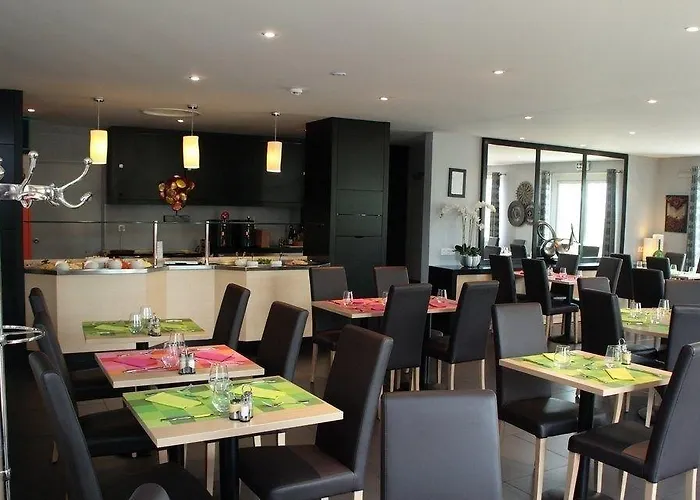 Hotel Relais D'étretat 3*